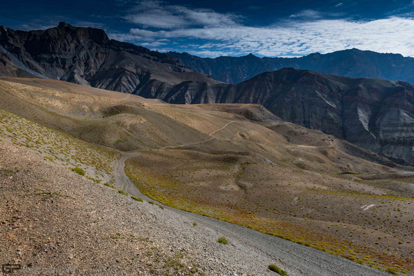 Zanskar - Mountains  along Lingshed trekking