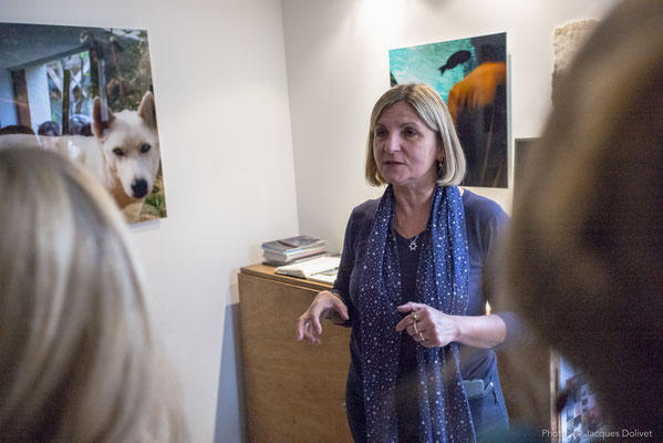 Hélène BENZACAR commente son travail.