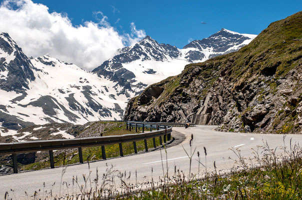 Passo del Bernina (2.330m), Schweiz-Italien