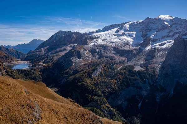 Marmolada (3.343m), Blick vom Bindelweg, Italien