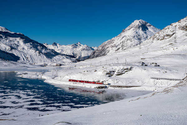 Passo del Bernina (2.330m), Schweiz-Italien
