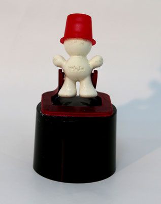 All Plastic (2019) diverse plastic parts 13 x 7 x  7 cm