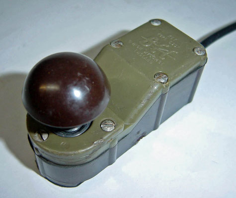 Small Morse key. Make, C307. BCC-Wycombe. This tiny key was used on many post WW-II British and Australian radios.