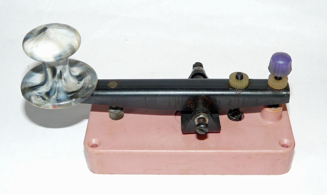 Training Key.  (Telegraph Key)