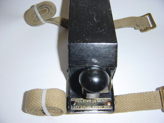 Key and Plug Assembly No8. KEY WT 8 AMP No2 Mk II. With send and receive switch. Marked WER. Z.A 2869. Manufactured by WER (Whiteley Electrical Radio Co Ltd. 109 Kingsway, London. Leg Mounted Key.