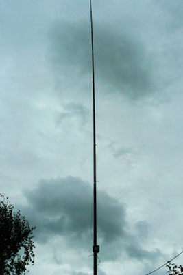 HWmonopole. End Fed antenna for 10 en 20 meter.