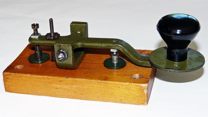 Training Key.  (Telegraph Key)