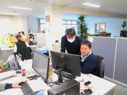 総務管理課│営業担当とも打合せながら業務を進めます