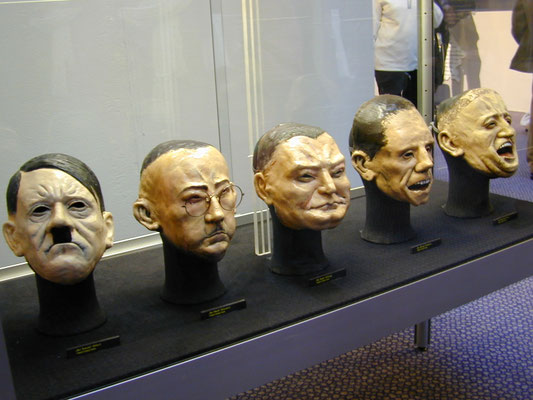 Die Plagen (Ausstellung Hanne Hiob-Brecht zum 80ten, Gasteig/München)