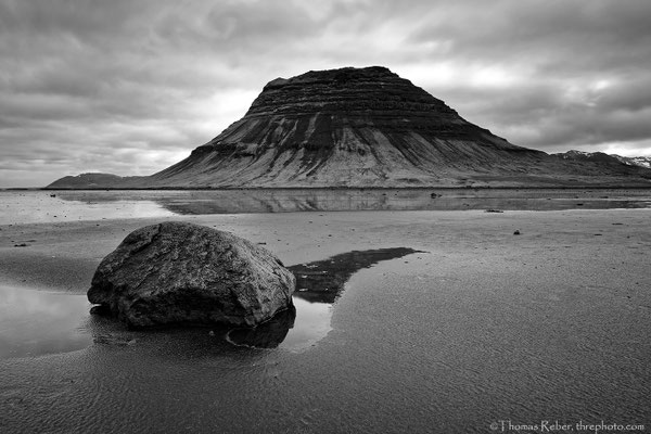 Iceland, Snaefellsnes, puddle stone