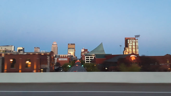 Arrivée à Louisville au lever du soleil