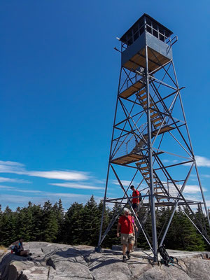 Tour de guêt au sommet de Blue Mountain pour surveiller les feux historiquement. Crédit Photo @Ulysse