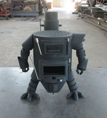 ロボット型薪ストーブ（ミニ）アウトドア 災害備蓄 防災グッズ
