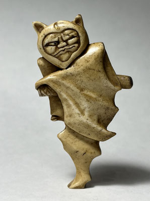BAT NETSUKE