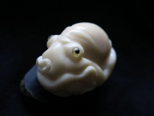 Netsuke before 2020 for Sale - Fumio Noguchi Carving