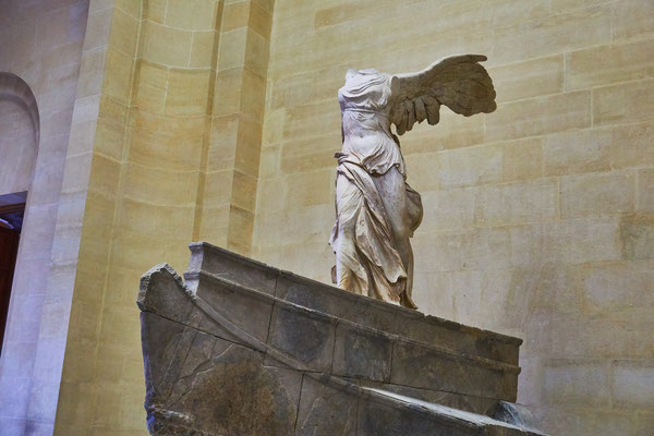 Visite guidée Musée du Louvre Paris Victoire de Samothrace