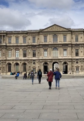Visite privée monuments importants Paris Louvre