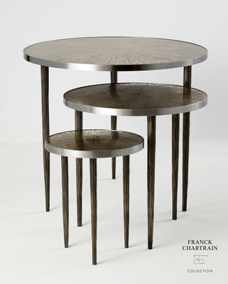 ASTRES NESTING SIDE TABLES Textured bronze, steel polished, textured steel