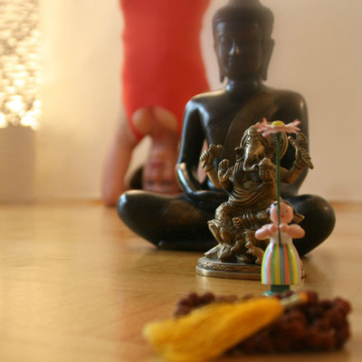 Katja Bienzeisler mit Buddha 3