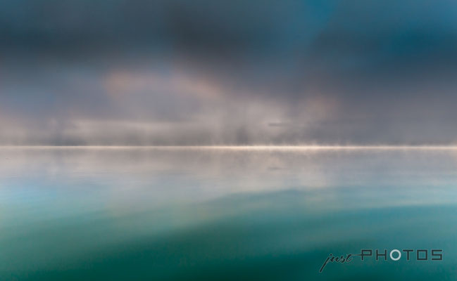 Nebelstimmung am Wörthsee (Nebelwand lichtet sich)