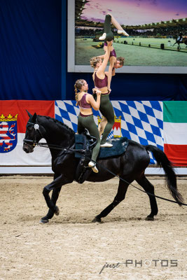 DVP Aachen | Voltigier-Turnier M-Gruppen | RVC Gilching TG2 Kür