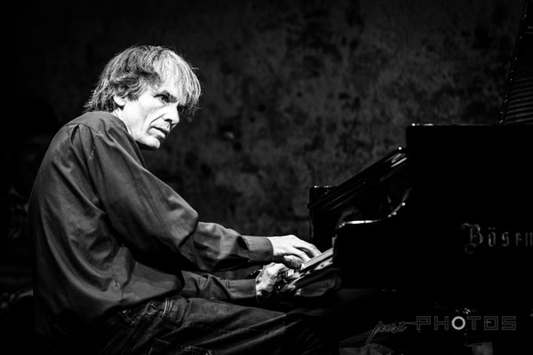 Tommy Weiss | Pianist [ Swing, Boogie, Stride-Piano ]