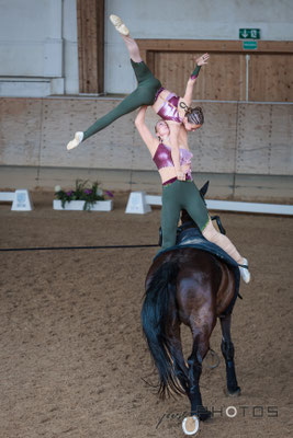 Bayerische Meisterschaften München Reitanlage Riem | Voltigier-Turnier M-/S-Gruppen | RVC Gilching TG2 Kür