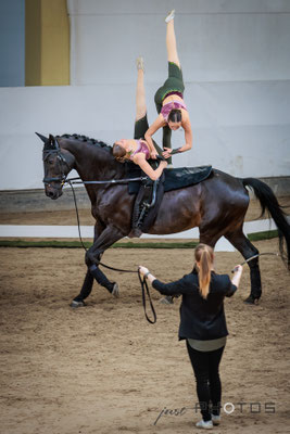 Stadl-Paura Österreich | Voltigier-Turnier M-/S-Gruppen | RVC Gilching TG2 Kür