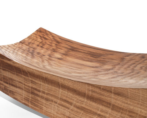Archaic designer bowl V21394 – an evocative hollowed sculpture by Jörg Pietschmann, hand-finished to celebrate the raw fissures and intricate topography of ancient timber, bringing the pristine rhythm of the earth into exceptional modern interiors.