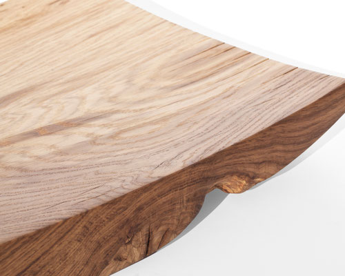 Harmonious designer bowl V21374 – an evocative hollowed sculpture by Jörg Pietschmann, hand-finished to balance raw organic textures with sophisticated geometric mass, infusing modern spaces with the primeval elegance of the woods.