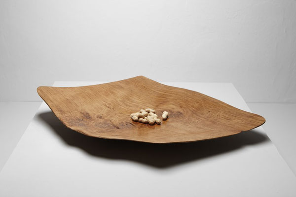 wall shelf by Jörg Pietschmann