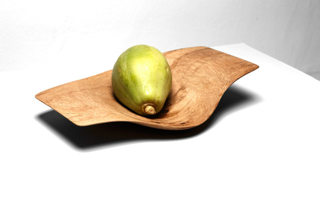 V0128 · Oak Bowl sculpture by Jörg Pietschmann