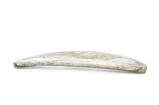 Exquisite oak vessel V21494 – a sophisticated wood sculpture by Jörg Pietschmann, beautifully hollowed to highlight the structural elegance, bold grain, and authentic organic essence of the premium timber.