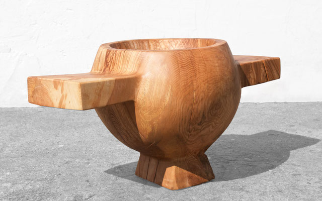 V2750 · Ash Bowl sculpture by Jörg Pietschmann