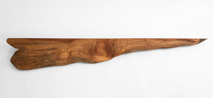 wall shelf by Jörg Pietschmann