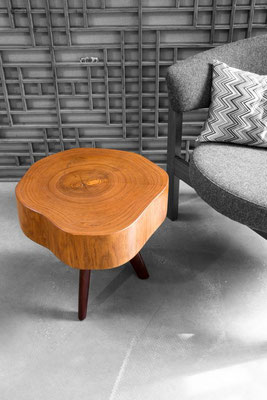    T1130 · Teak, Padouk · Jörg Pietschmann
