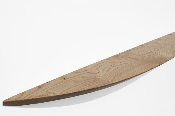 Organic wall shelf duo W2350 in matched oak – a captivating functional composition by Jörg Pietschmann, mindfully carved to follow the natural grain, bringing the hidden geometry of the forest into sophisticated spaces.