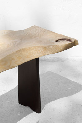 Harmonious design console C1248 in figured ash – an evocative functional sculpture by Jörg Pietschmann, hand-finished to infuse modern spaces with the primeval elegance of the woods.