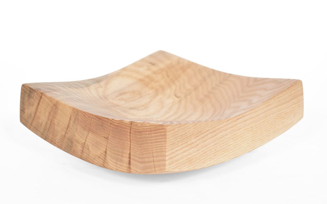 V2971 ·  Ash, Bowl sculpture by Jörg Pietschmann