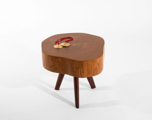    T1130 · Teak, Padouk · Jörg Pietschmann