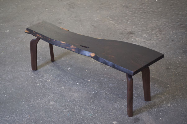 Artisan centerpiece table T1549 – an iconic functional sculpture by Jörg Pietschmann, meticulously tailored to the tree's intrinsic inner map, bringing a beautifully simple and clear touch of the wild into modern architecture.