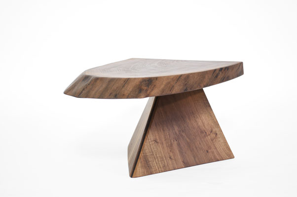 T2601 · Walnut · Jörg Pietschmann