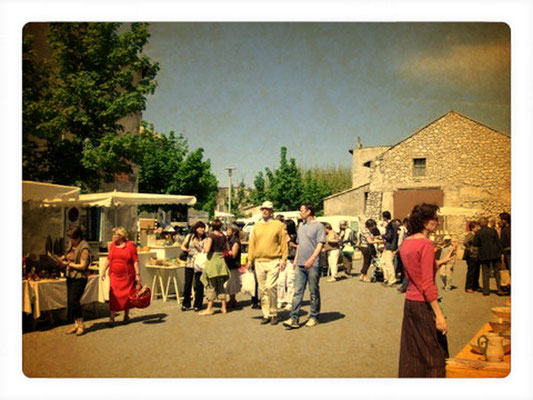 Marché des potiers de Die