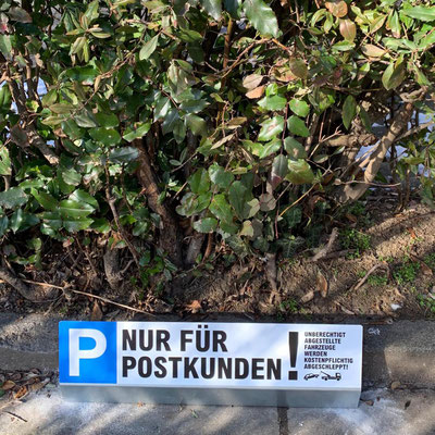 PACON REAL ESTATE, Parkplatzschilder Post Eschborn