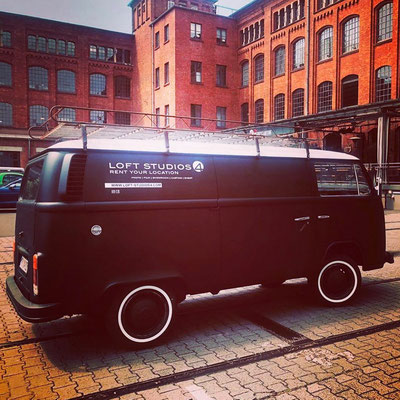 LOFT STUDIOS 4, KFZ-Beschriftung