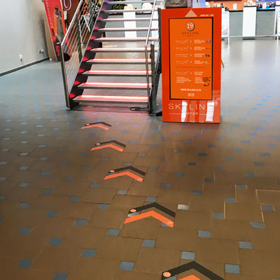 SKYLINE 19 BAR, Boden-Aufkleber