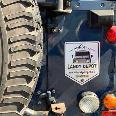 Gestaltete und produzierte Aufkleber als Give-Away für „Landy Depot“, Landrover-Ersatzteileshop und Werkstatt in Wiesbaden-Diedenbergen