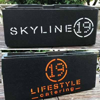 SKYLINE 19, Beschriftung mit Schablone