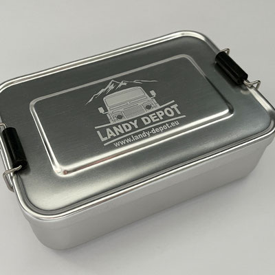 Gestaltetes und produziertes Give-Away für „Landy Depot", Landrover-Ersatzteileshop und Werkstatt in Wiesbaden-Diedenbergen