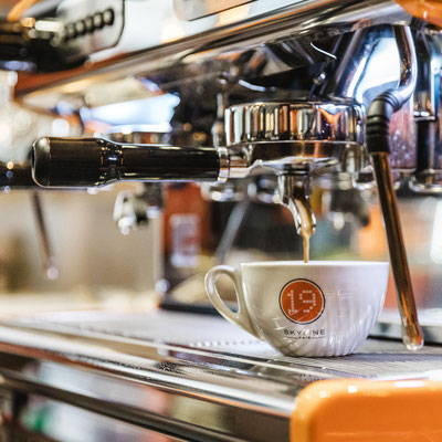 SKYLINE 19 LOUNGE, Tasse